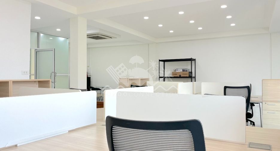 For sale retail Space in Pratumnak, Pattaya