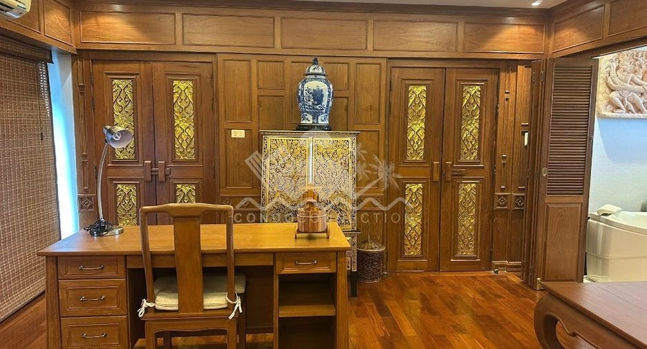 For sale 2 bedrooms condo in Pratumnak, Pattaya