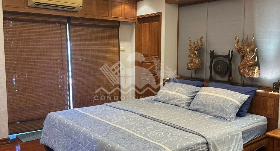 For sale 2 bedrooms condo in Pratumnak, Pattaya