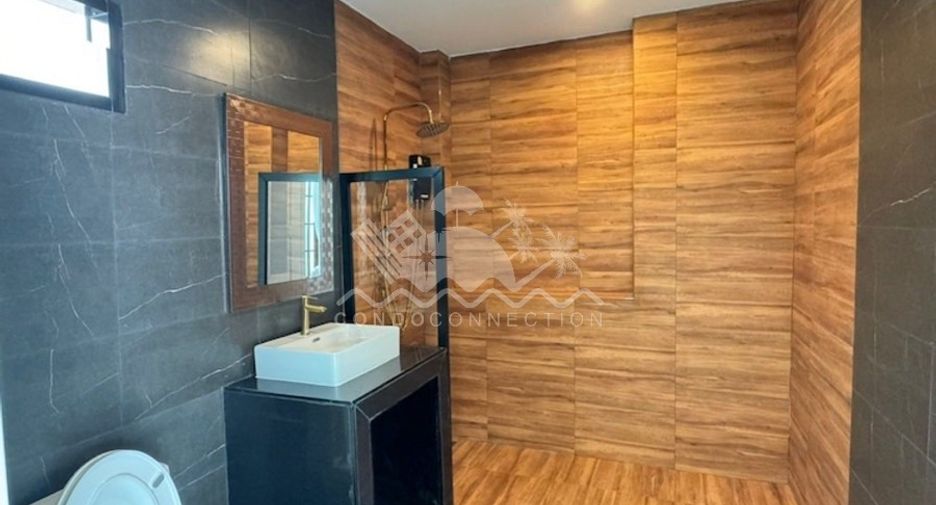 For rent 3 bedrooms house in East Pattaya, Pattaya