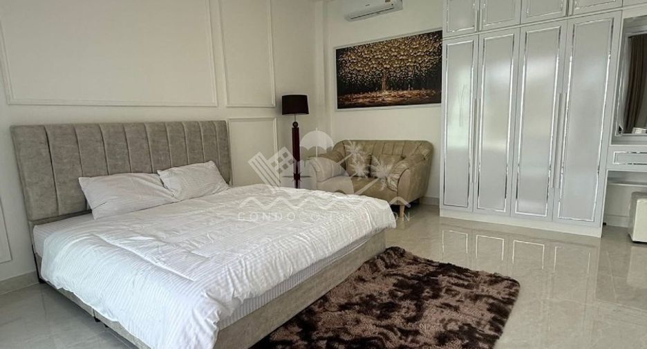 For rent 3 bedrooms house in East Pattaya, Pattaya