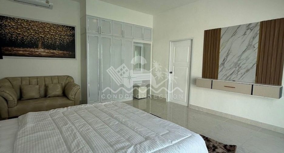 For rent 3 bedrooms house in East Pattaya, Pattaya