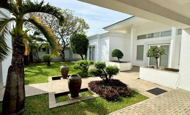 For sale 4 bedrooms house in East Pattaya, Pattaya