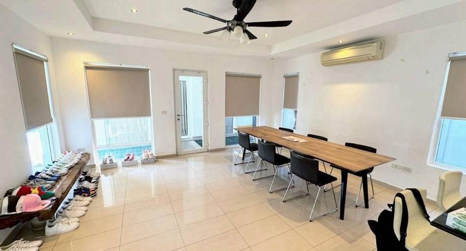 Haus zum Kauf mit 4 Zimmer in East Pattaya, Pattaya