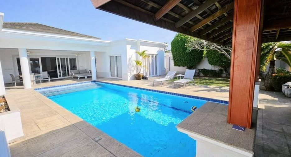 Haus zum Kauf mit 4 Zimmer in East Pattaya, Pattaya
