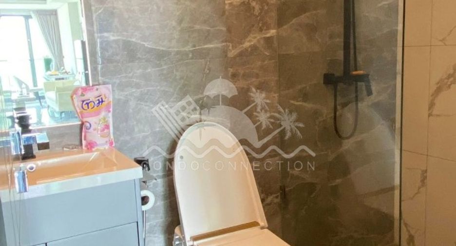 For rent 2 bedrooms condo in South Pattaya, Pattaya