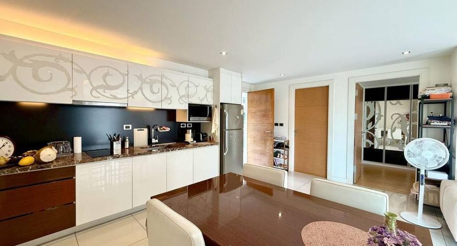 For sale 1 bed condo in Pratumnak, Pattaya