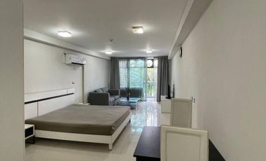 For sale studio condo in Pratumnak, Pattaya