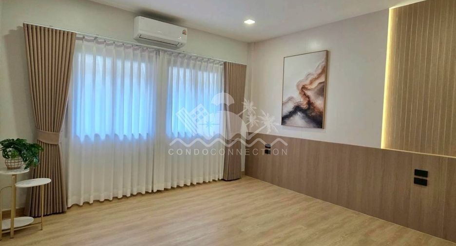 Аренда 4 спальни дом в Huay Yai, Паттайя
