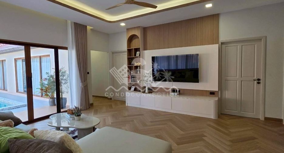 Аренда 4 спальни дом в Huay Yai, Паттайя