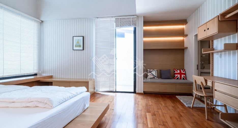 For sale 3 bedrooms house in Sattahip, Chonburi