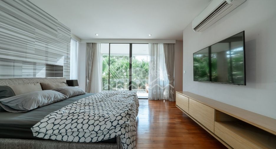 For sale 3 bedrooms house in Sattahip, Chonburi