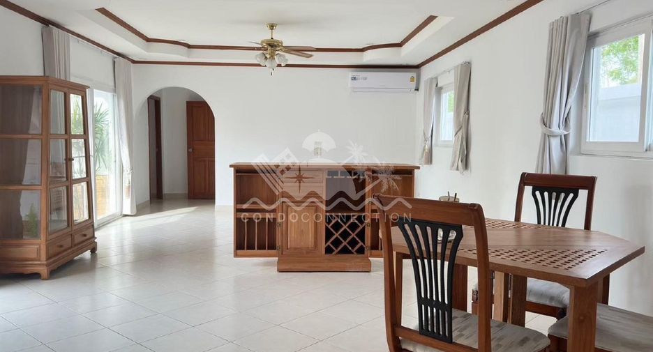 Haus zur Miete mit 3 Zimmer in Bang Lamung, Chonburi