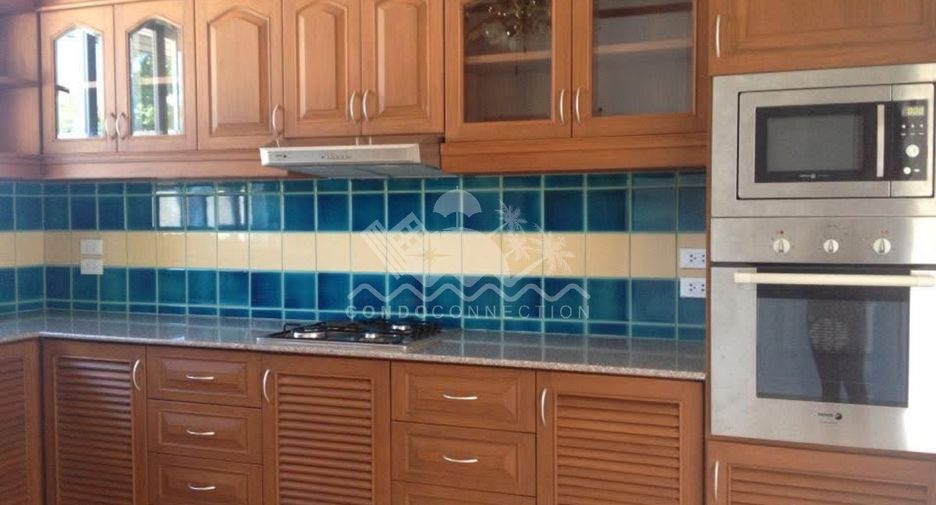 Haus zur Miete mit 3 Zimmer in Bang Lamung, Chonburi