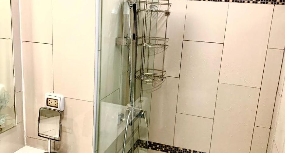 For sale 1 bed condo in Pratumnak, Pattaya