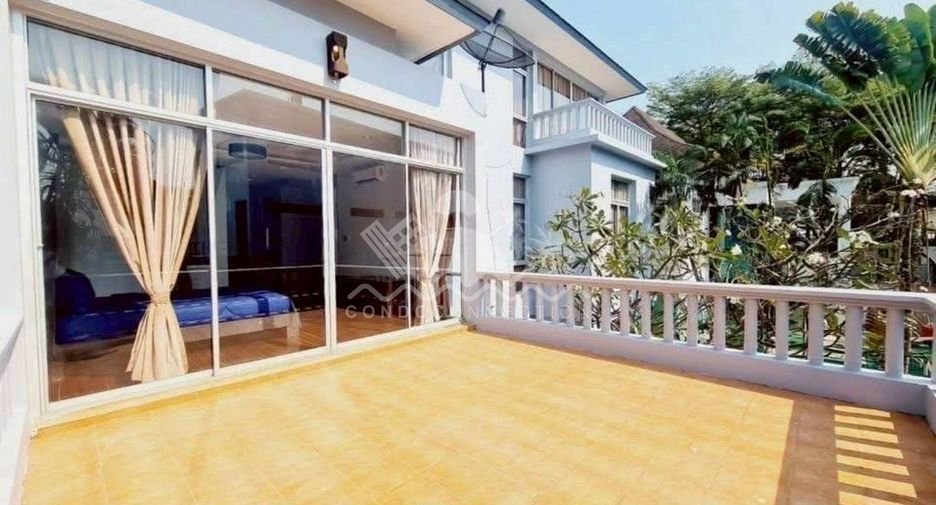 For sale and for rent 4 bedrooms house in Sattahip, Chonburi