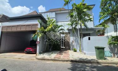 À vendre et à louer 4 chambres maison à Sattahip, Chonburi