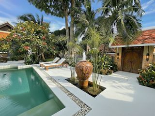 For sale 5 bedrooms house in Bang Lamung, Chonburi