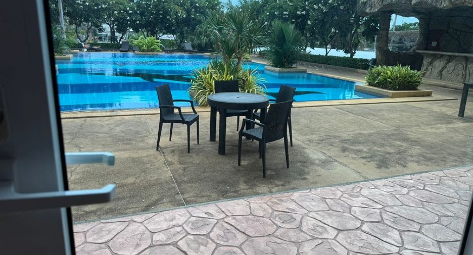 For sale 2 bedrooms condo in Pratumnak, Pattaya