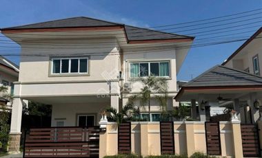 Casa en alquiler de 4 habitaciones en Huay Yai, Pattaya