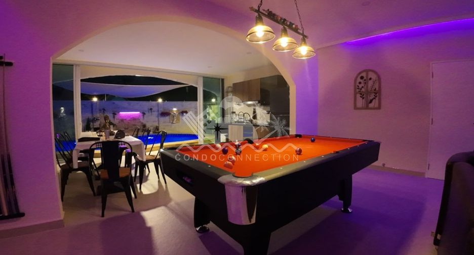 À vendre 4 chambres maison à East Pattaya, Pattaya