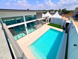 Haus zum Kauf mit 3 Zimmer in Bang Lamung, Chonburi