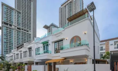 À louer 3 chambres villa à North Pattaya, Pattaya