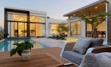 For sale 4 bedrooms house in East Pattaya, Pattaya
