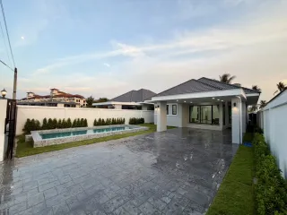 À vendre et à louer 3 chambres villa à Hua Hin, Prachuap Khiri Khan