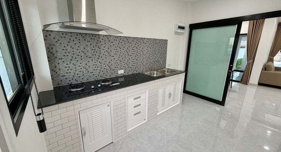For sale and for rent 3 bedrooms villa in Hua Hin, Prachuap Khiri Khan