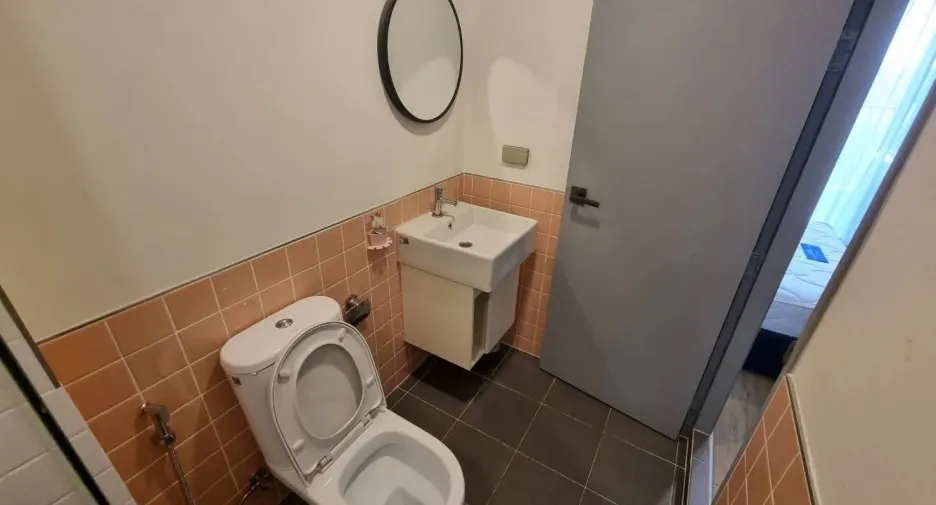 For rent studio condo in Khlong Luang, Pathum Thani