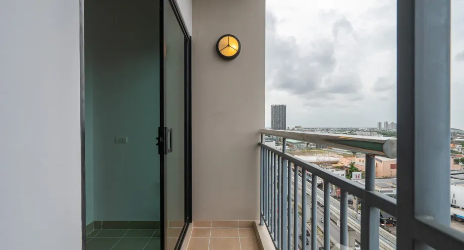 À vendre studio condo à Pak Kret, Nonthaburi