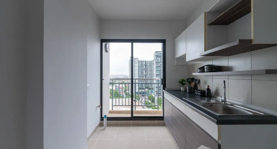 À vendre studio condo à Pak Kret, Nonthaburi