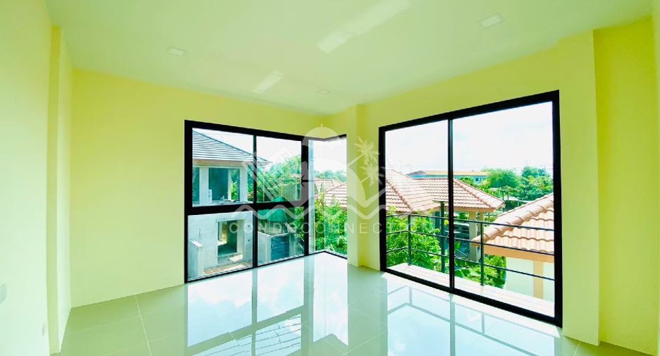 For sale 3 bedrooms house in East Pattaya, Pattaya