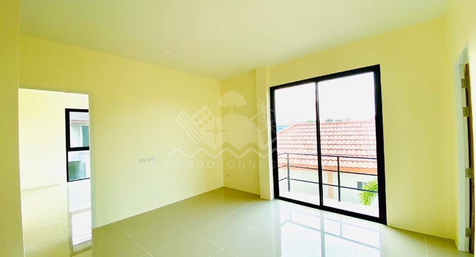 For sale 3 bedrooms house in East Pattaya, Pattaya