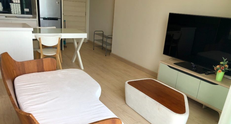 For sale 1 bed condo in Jomtien, Pattaya
