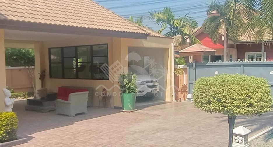 For sale 3 bedrooms house in East Pattaya, Pattaya