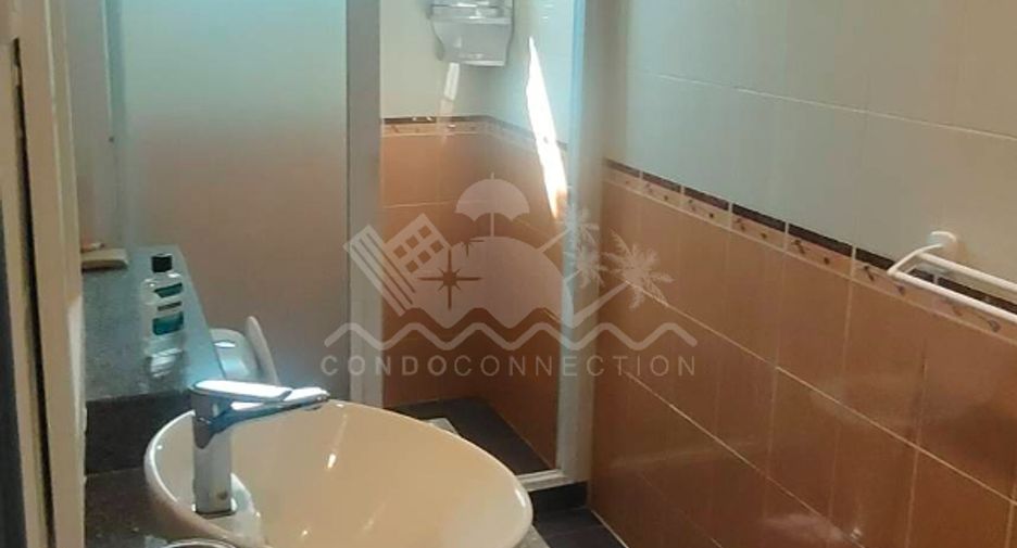 For sale 3 bedrooms house in East Pattaya, Pattaya