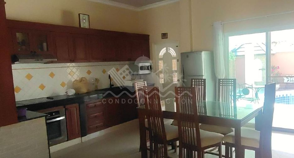 For sale 3 bedrooms house in East Pattaya, Pattaya