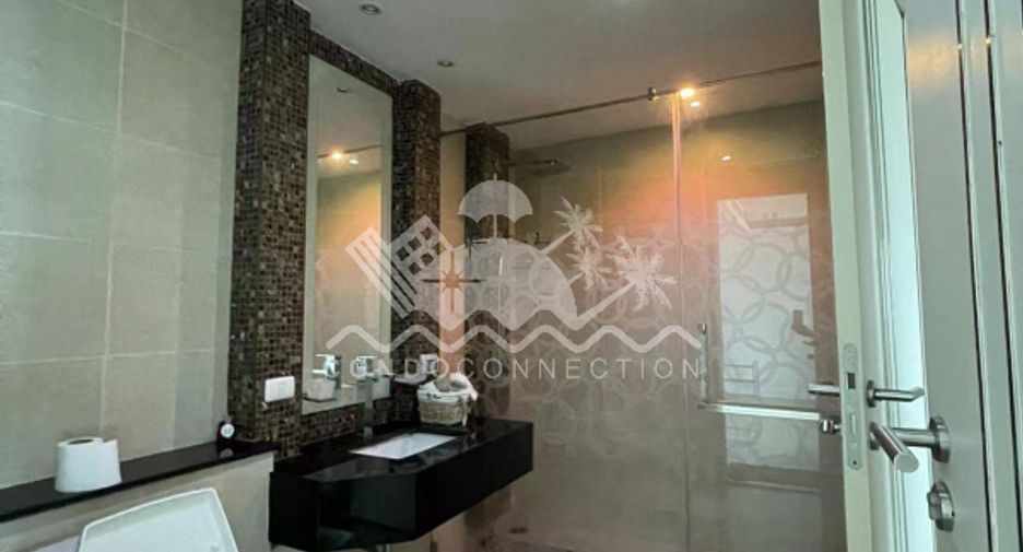 Condo en venta de 2 habitaciones en Pratumnak, Pattaya