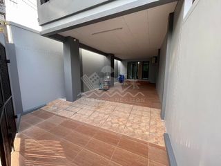 Продажа 6 спальни дом в Банг Ламунг, Чонбури