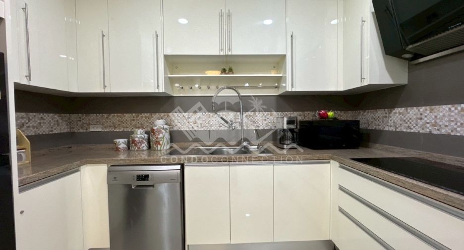 À vendre 4 chambres maison à East Pattaya, Pattaya