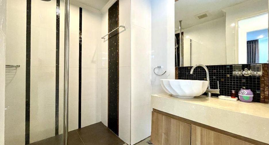 For sale 2 bedrooms condo in Jomtien, Pattaya