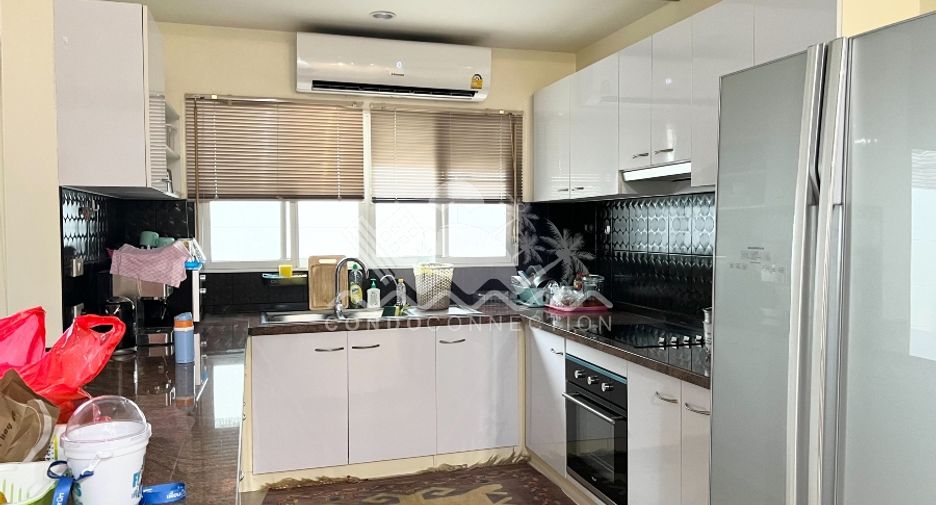 For sale 3 ベッドルーム house in Bang Lamung, Chonburi