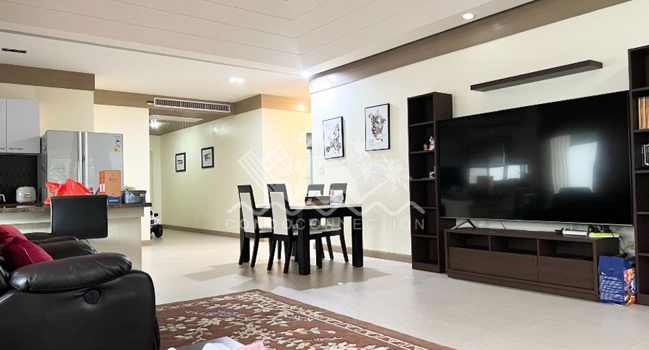 For sale 3 ベッドルーム house in Bang Lamung, Chonburi