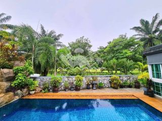 Casa en venta de 4 habitaciones en Bang Lamung, Chonburi