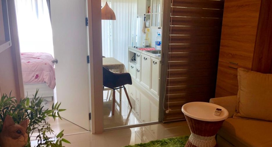 For sale 1 bed condo in Khlong Toei, Bangkok