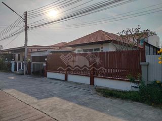 À vendre 2 chambres maison à Bang Lamung, Chonburi