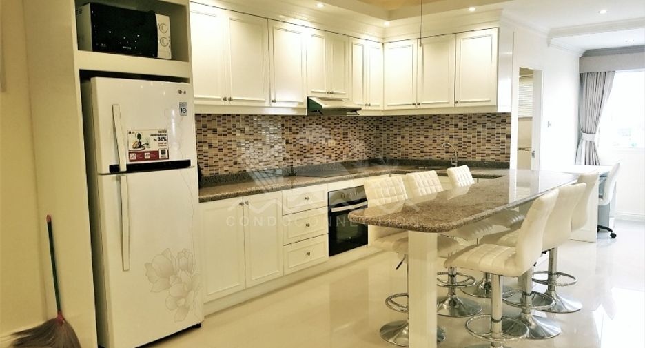For sale 2 bedrooms condo in South Pattaya, Pattaya