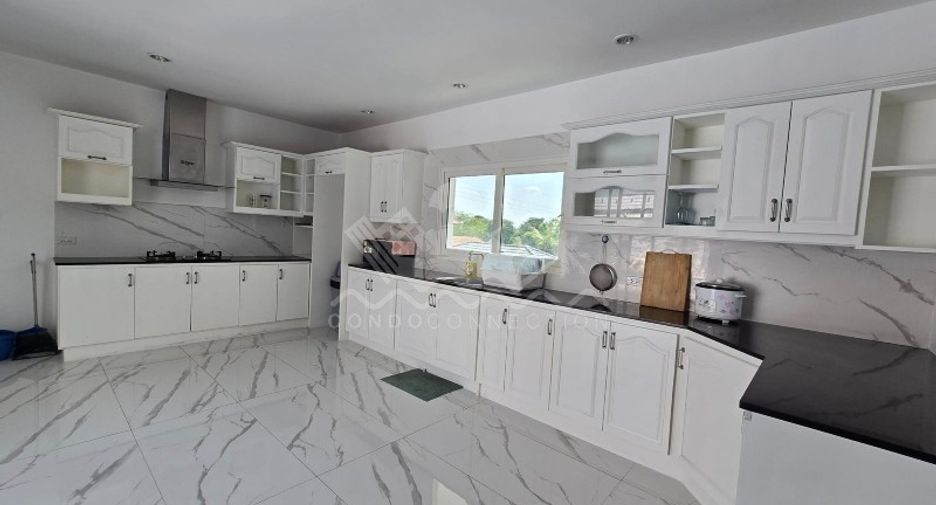 Casa en venta de 9 habitaciones en East Pattaya, Pattaya
